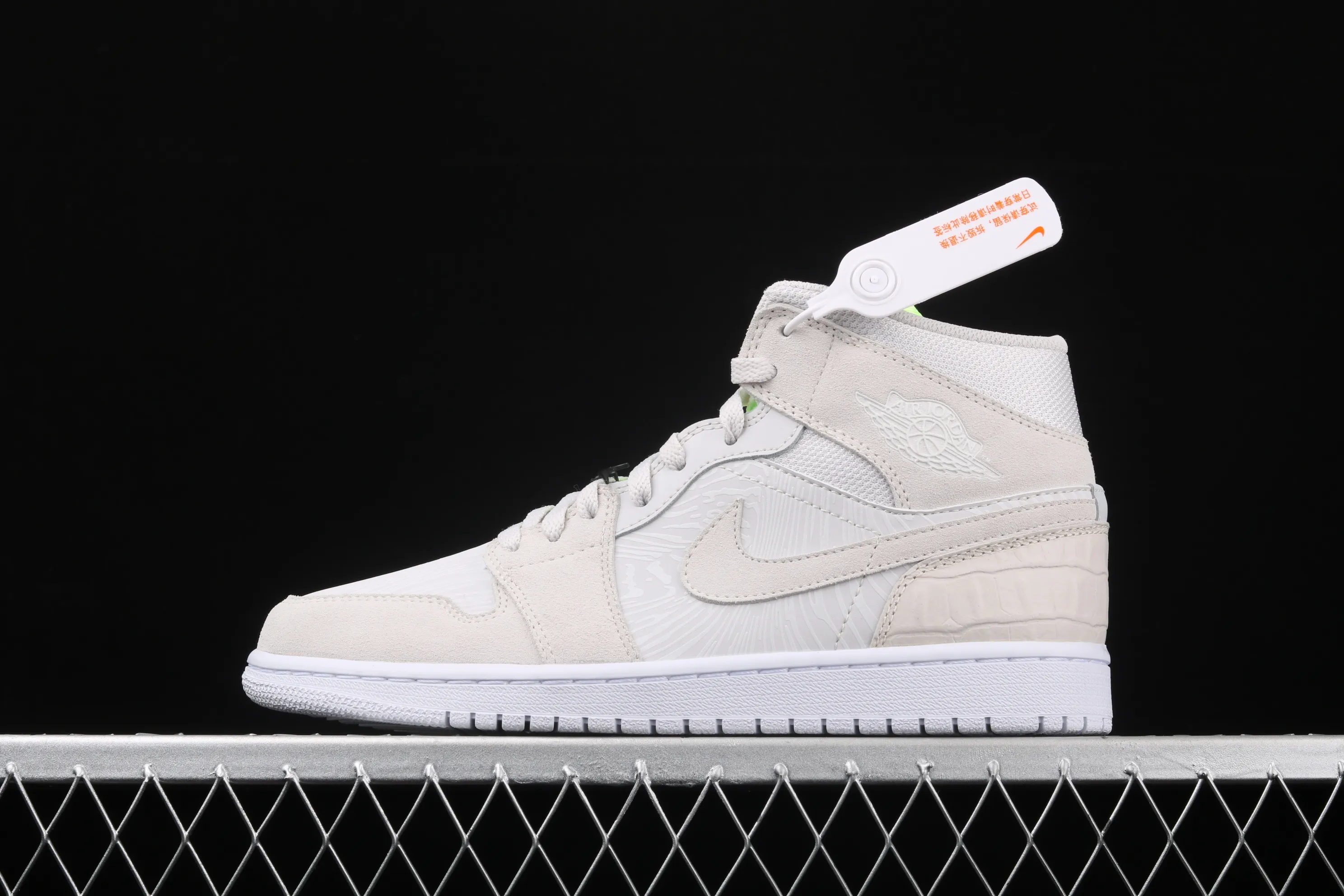 All Categories Air Jordan Jordan Series Basketball Shoes Air Jordan 1 Mid Differentiated Versions Air Jordan 1 Mid AJ1 Joe 1 Sea Salt Fluorescent Green CV3018-001